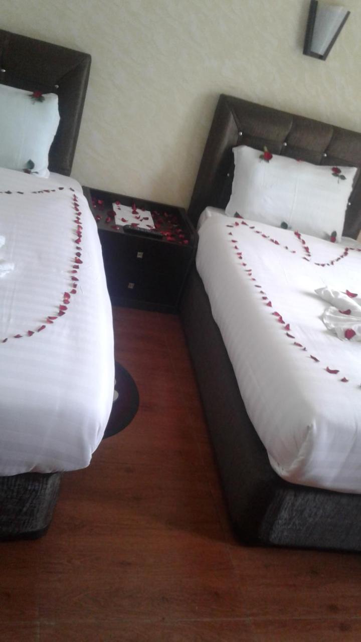 Caron Pension Bahir Dar Exterior foto